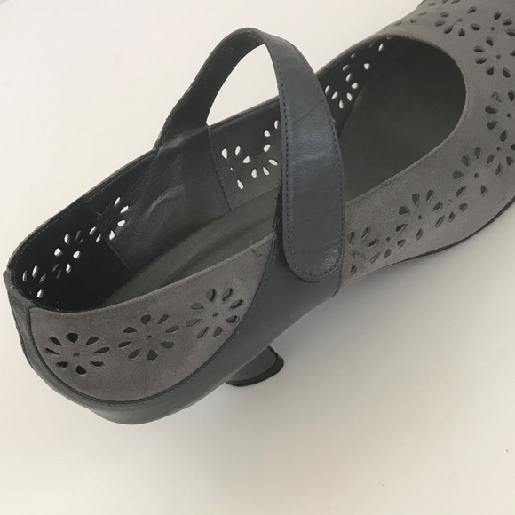 RENATA DONATI Mary Jane Kitten Heel Pumps Leather Heels Gray Women’s Size EU39 - Picture 6 of 16